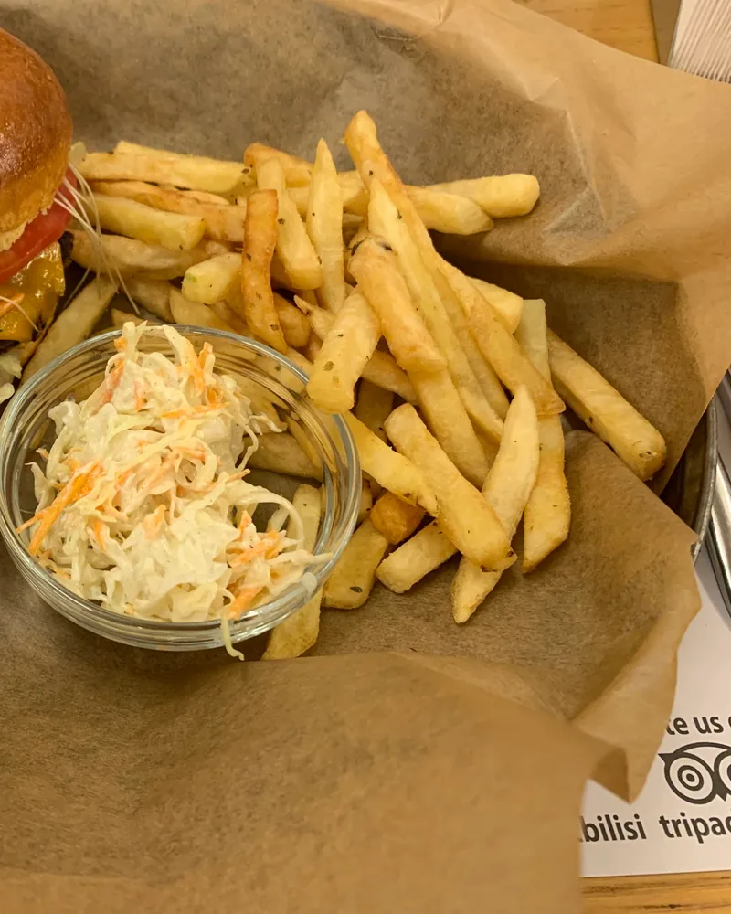 Cheeseburger with French fries and coleslaw at Burger House
