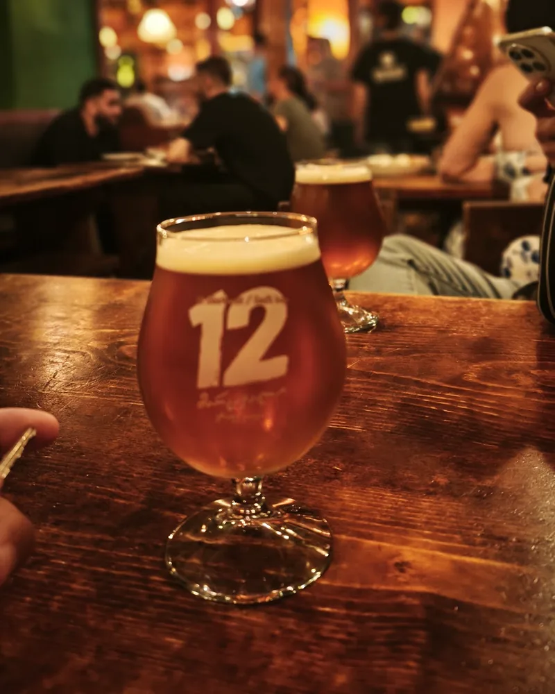 Beer in a stemmed glass at Dublin Pub