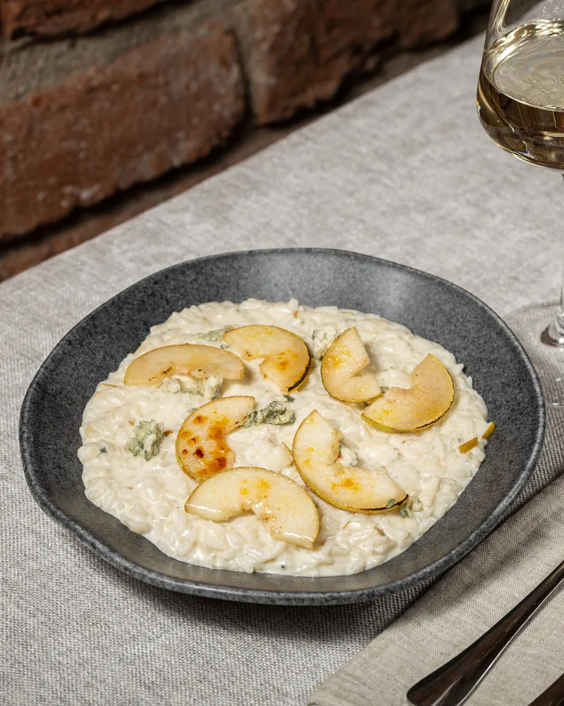 Pear and gorgonzola risotto with white wine at Tbilisimo